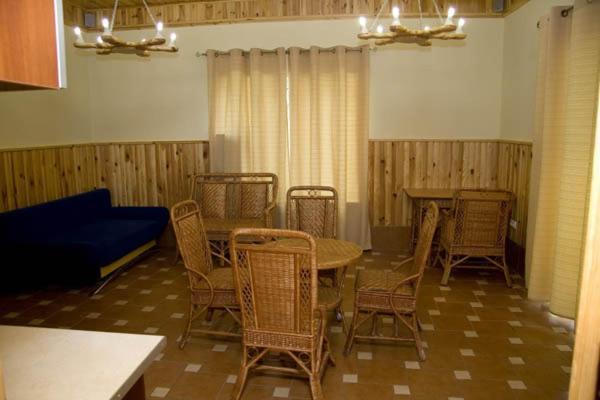 Marco Polo Hotel Ulʼyanovka 外观 照片
