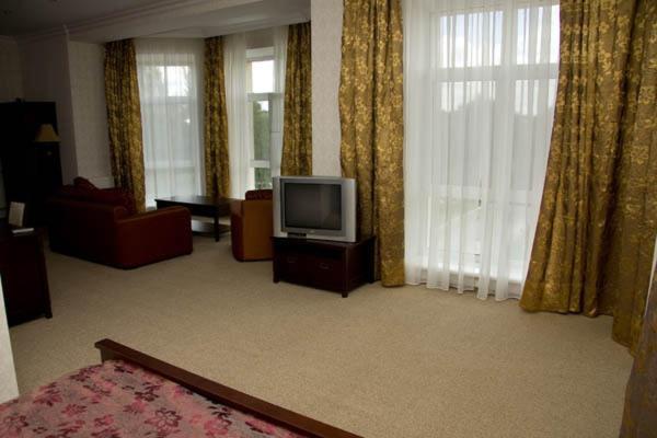 Marco Polo Hotel Ulʼyanovka 外观 照片