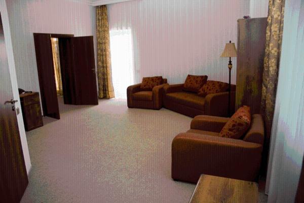Marco Polo Hotel Ulʼyanovka 外观 照片