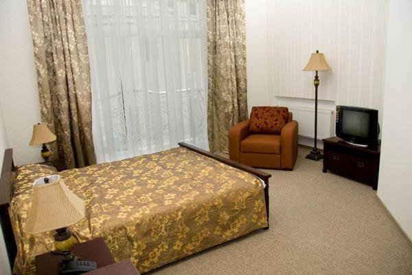 Marco Polo Hotel Ulʼyanovka 外观 照片
