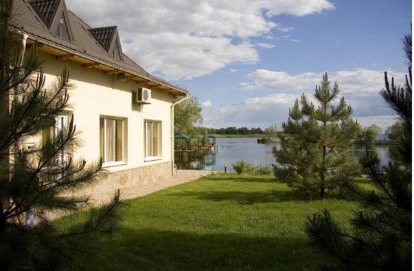 Marco Polo Hotel Ulʼyanovka 外观 照片