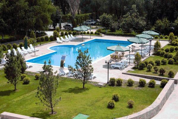 Marco Polo Hotel Ulʼyanovka 外观 照片