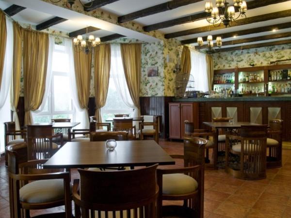 Marco Polo Hotel Ulʼyanovka 外观 照片
