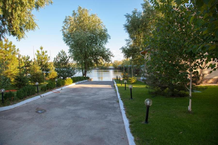 Marco Polo Hotel Ulʼyanovka 外观 照片